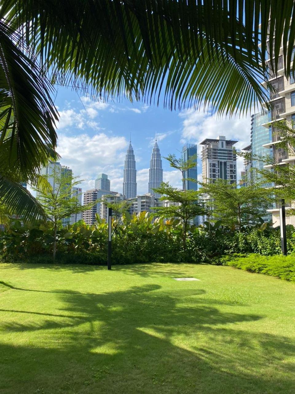 Eaton Residences Klcc By Perkasa Ikon Kuala Lumpur Exterior foto